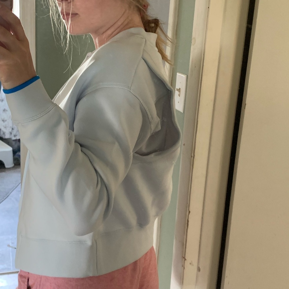 NWOT Light weight Nike running jacket - Picture 3 of 6